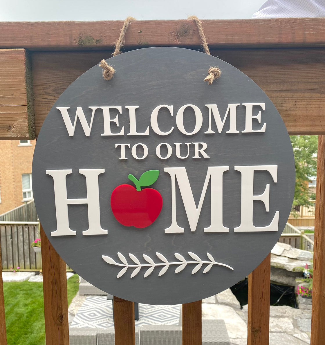 Apple Insert For ROUND Welcome Sign